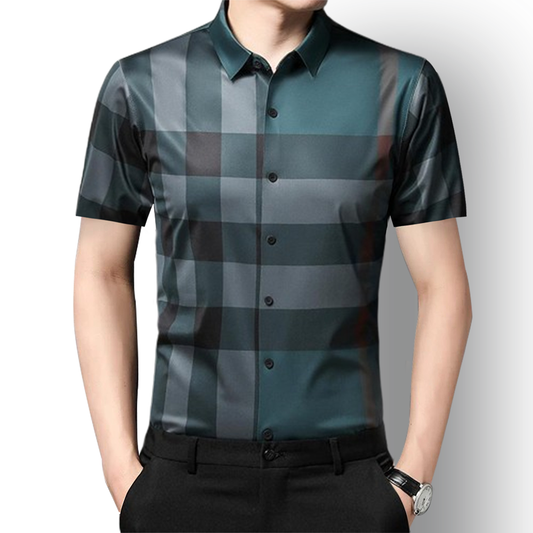 Half Sleeves Men's Cotton Check Shirt